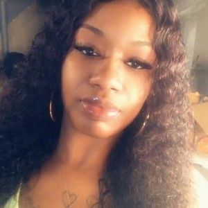 Meet your Posher, Shamika